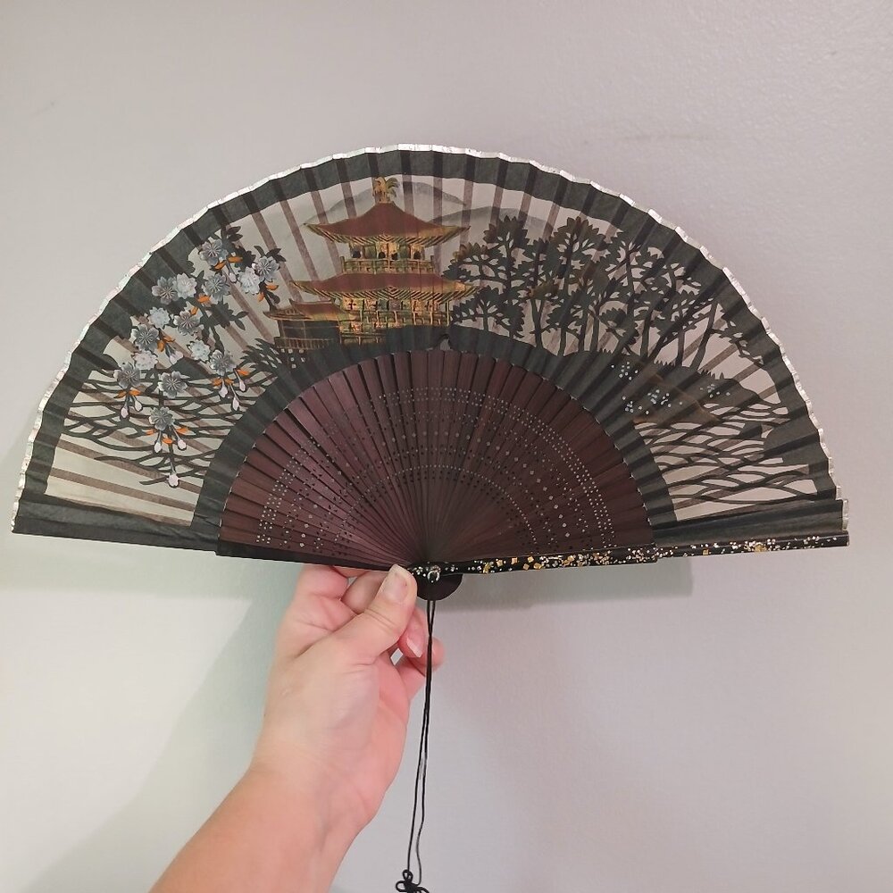 Oriental Vintage Folding Fans